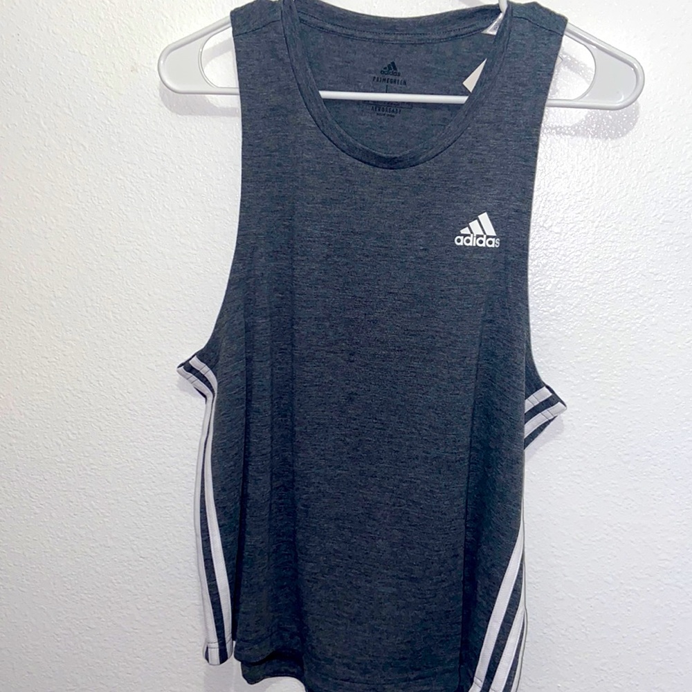 Women’s size Large sport tank